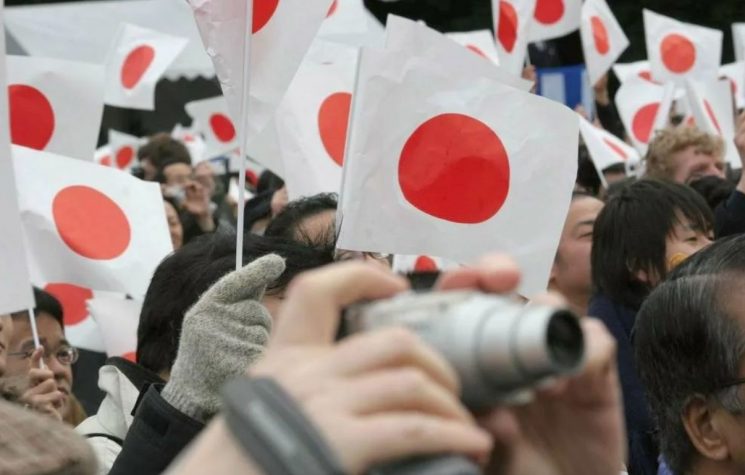 Sanae Takaichi alla guida del PLD: Giappone tra svolta a destra, riarmo e fragilità del governo
