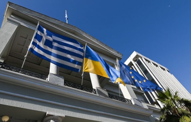 El desfalco griego y el negocio bélico ucraniano: dos caras de la utilización financiera global