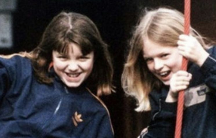 Mo Salah shoots but Israel gets them on the rebound