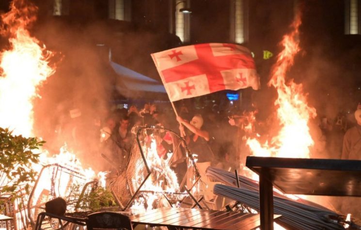 La rivoluzione colorata georgiana fallisce ancora una volta